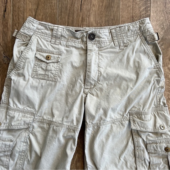 Old Navy Y2K Mid Rise Khaki Loose Baggy Cargo Shorts - Picture 3 of 12